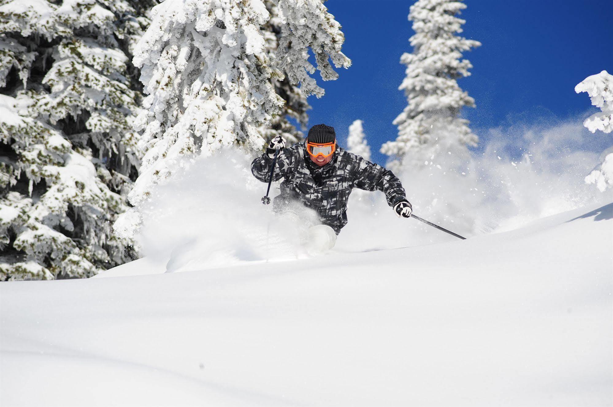 Stonebridge Lodge Big White Dış mekan fotoğraf